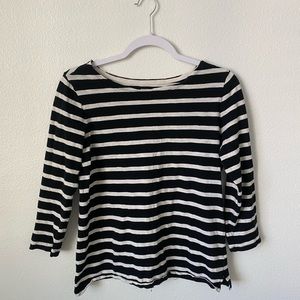 Old Navy Black/White Stripped Crew-Neck Tee